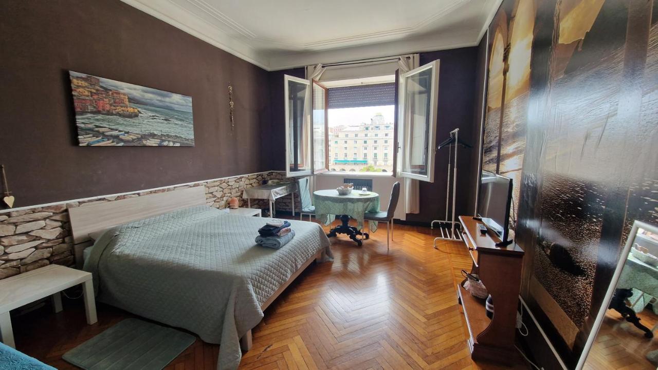 B&B Piazza Della Vittoria Genova Eksteriør billede